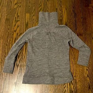 Lululemon Women's Grey Jacket